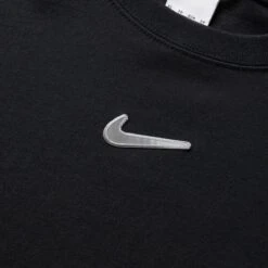 Nike WOMENS SPORTSWEAR SWOOSH CREW 8 Nike WOMENS SPORTSWEAR SWOOSH CREW -Clothing Shop NIKESPORTSWEARSWOOSHCRWBLACKWHITEXSDR5632 010 3