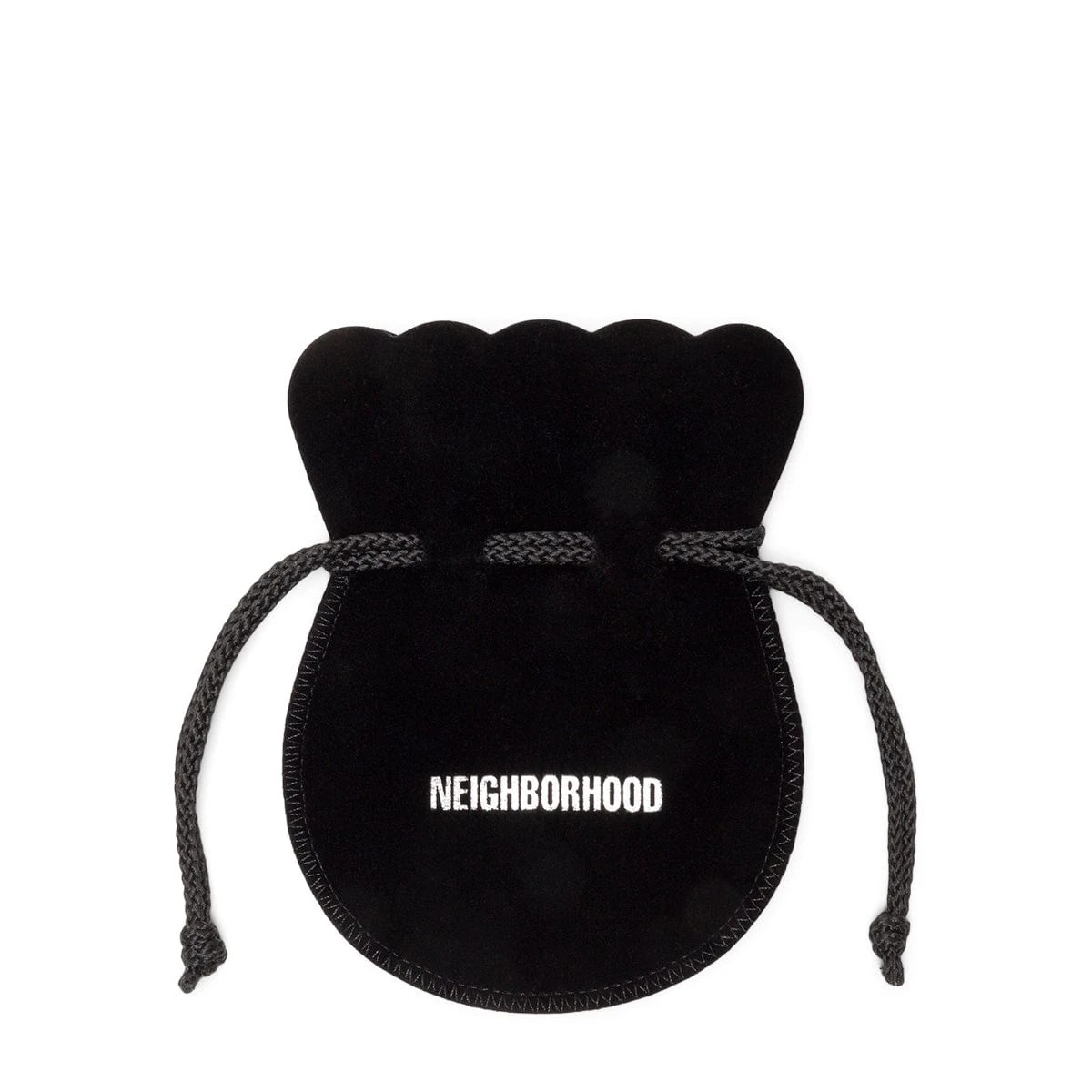 SILVER SAFETY PIN NECKLACE 6 SILVER SAFETY PIN NECKLACE - Image 4