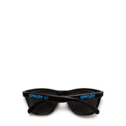 Oakley X FRAGMENT DESIGN FROGSKINS -Clothing Shop OakleyXFRAGMENTDESIGNFROGSKINSFRAGMENTBLUEWPRIZMGREYOS0OO9245 2