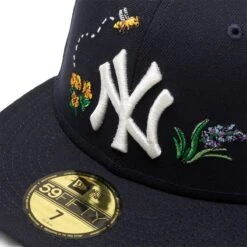 NEW ERA 59FIFTY NEW YORK YANKEES WATERCOLOR FLORAL FITTED CAP -Clothing Shop newera5950WATERCOLORFLORAL12454NEYYANOTCNAVY760288118 4