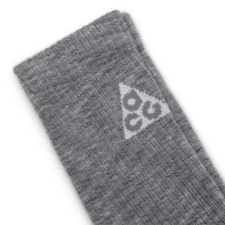 Nike ACG KELLEY RIDGE CREW 2.0 -Clothing Shop nikeACGKELLEYRIDGECREW2.0COOLGREYLIGHTBONEMDA2599 065 3